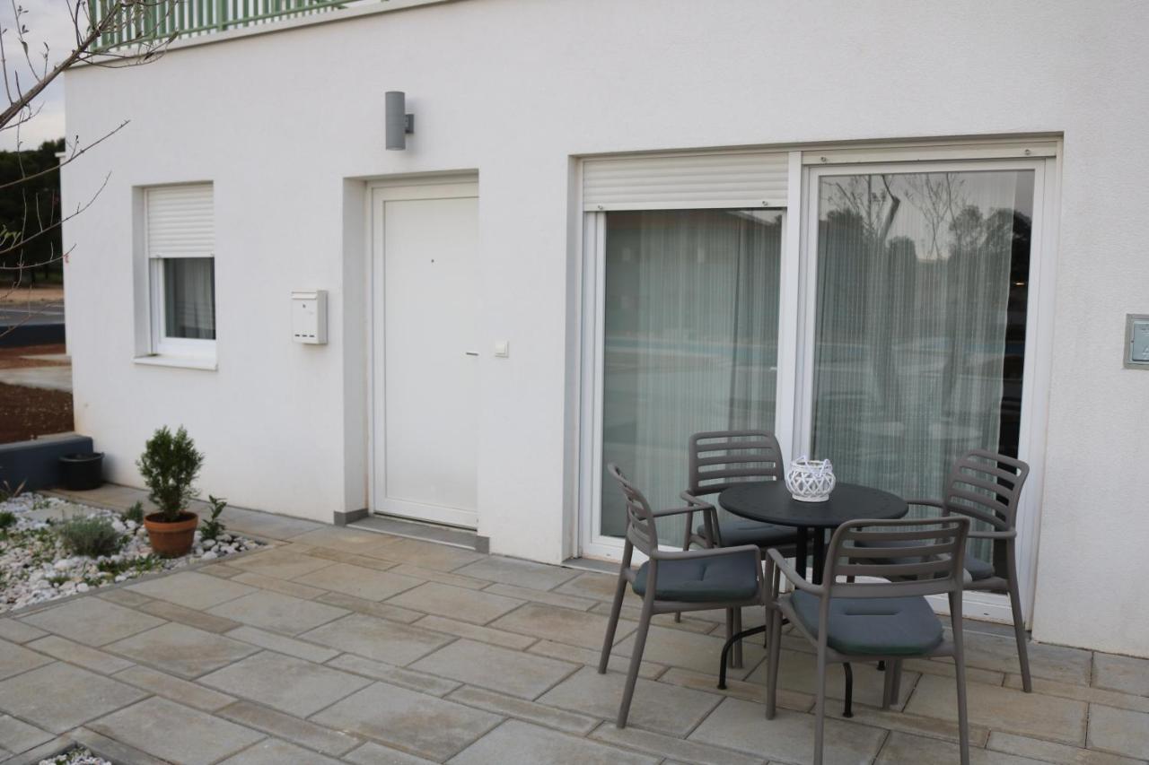 D&e - Free Parking And Wi-fi Apartament