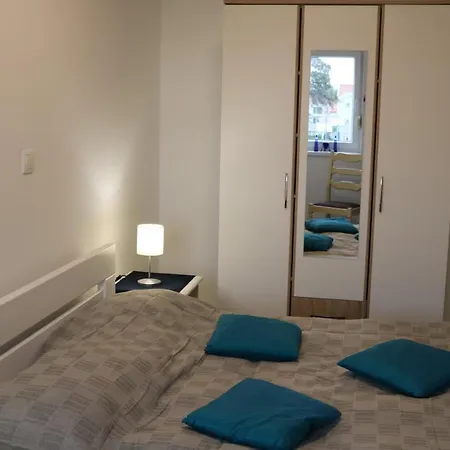 Apartment D&E Punat - Free Parking And Wi-Fi Kültér fotó