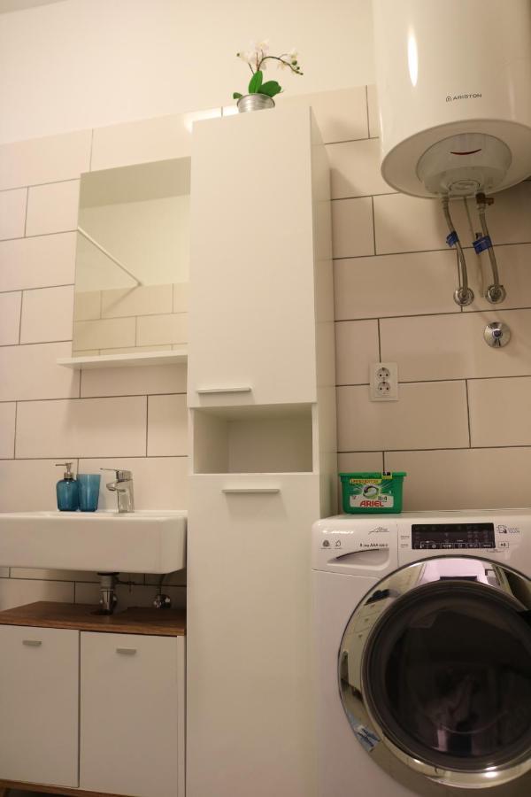 D&e - Free Parking And Wi-fi Apartman